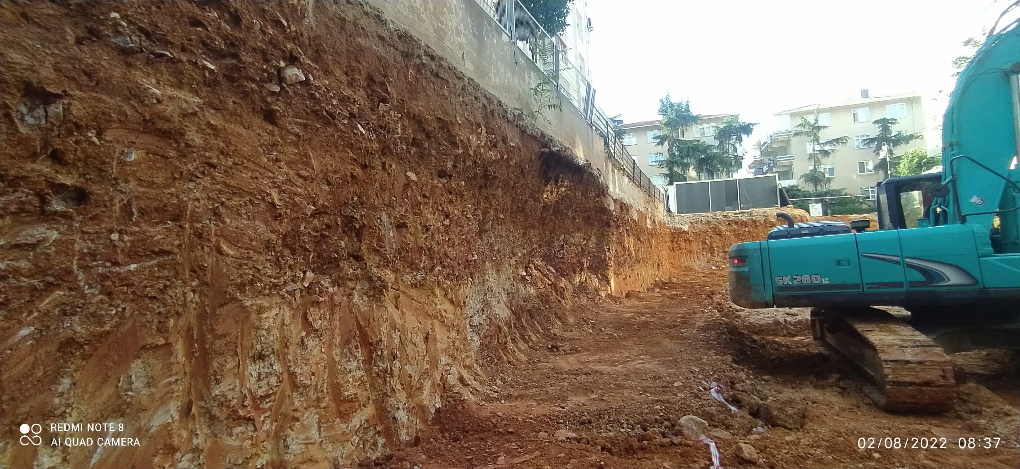 Enfa Hafriyat - İstanbul'da Profesyonel Hafriyat ve Toprak Çıkarma Çalışması