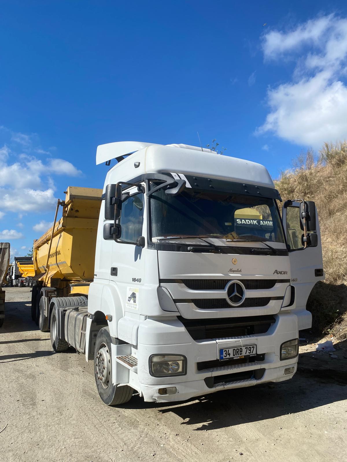 Enfa Hafriyat - Modern Hafriyat Kamyonu ile İstanbul'da Nakliye Hizmeti
